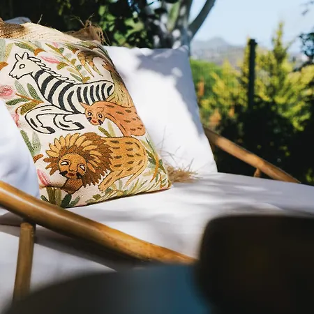 Karibu Boutique 빌라 베가데산마테오