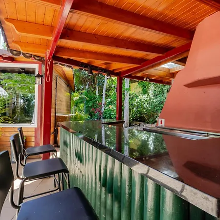 Karibu Boutique 빌라 베가데산마테오