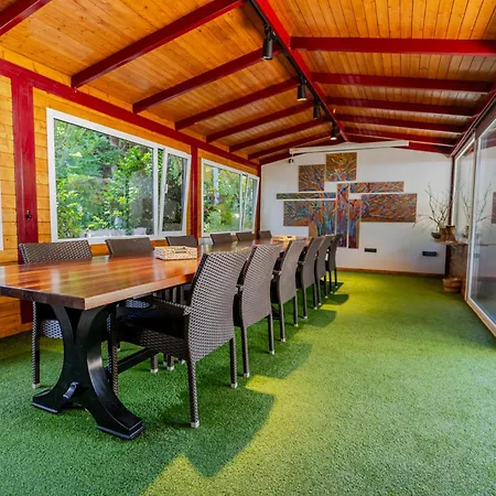 Karibu Boutique * 베가데산마테오