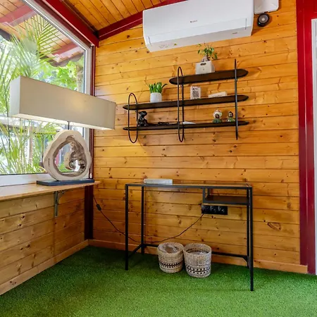 Karibu Boutique * 베가데산마테오